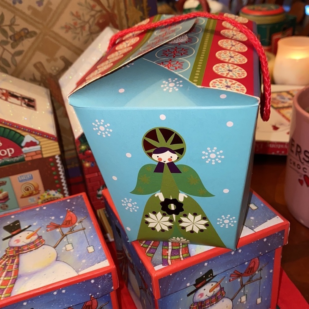 Bundle of Christmas gift boxes 8 - Picture 5 of 9